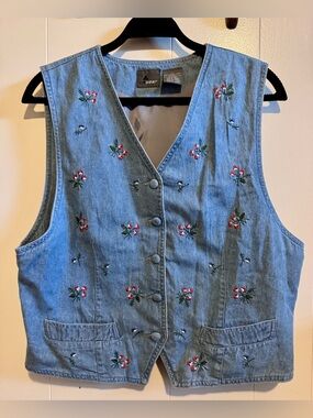 Vintage Lizwear Light Blue Embroidered Denim Vest - Floral Button-Front
